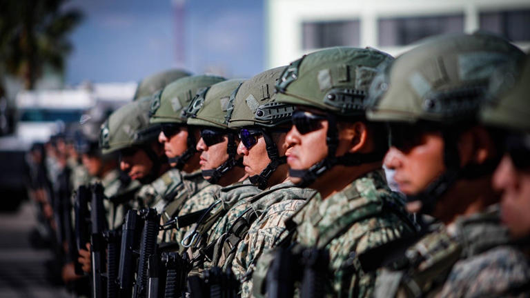  ¡A querer o no, asoma “la bota- dictatorial”!