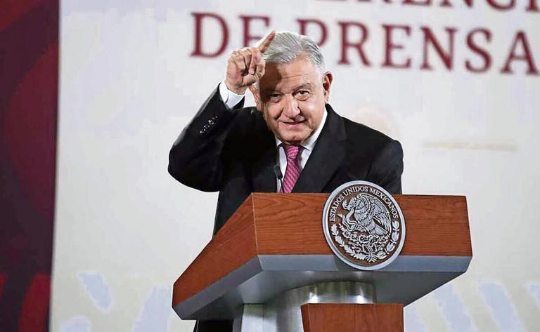  El trío que engañó a AMLO